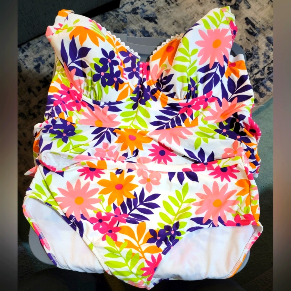 Women's tankini
